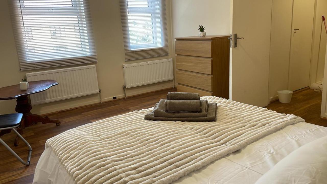 Single And Doubles Rooms Close To Central Londres Extérieur photo