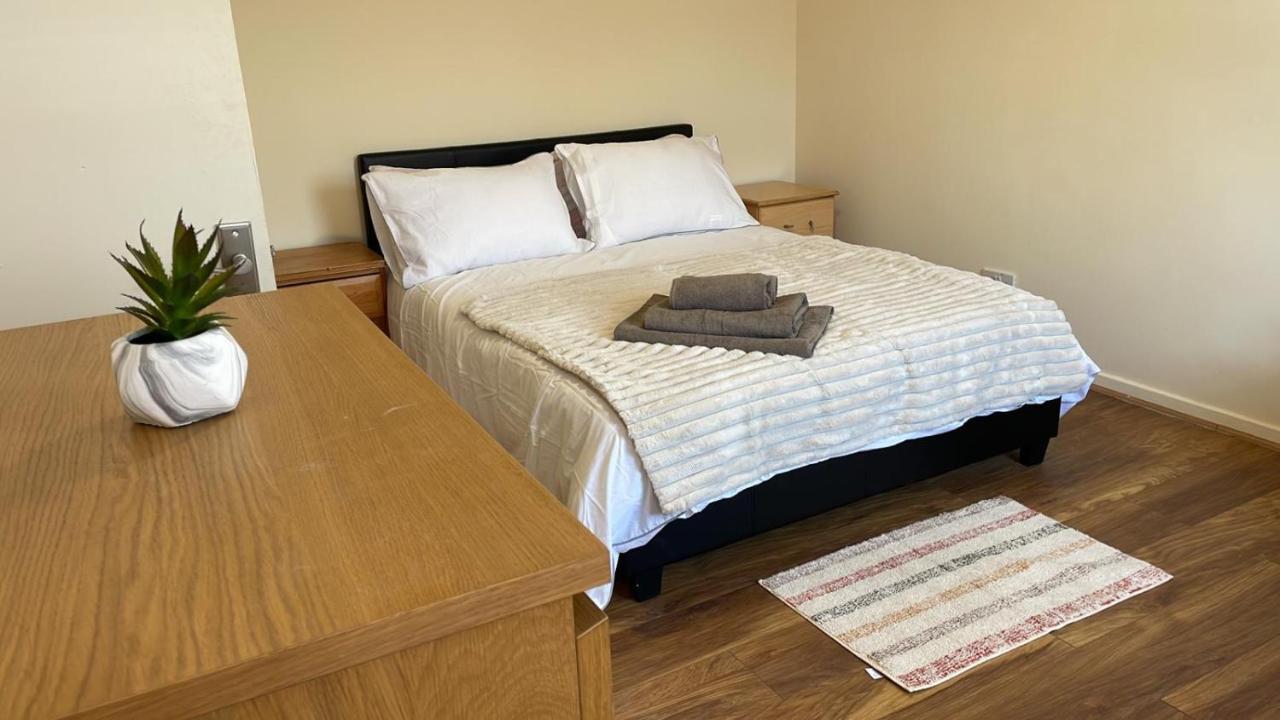 Single And Doubles Rooms Close To Central Londres Extérieur photo